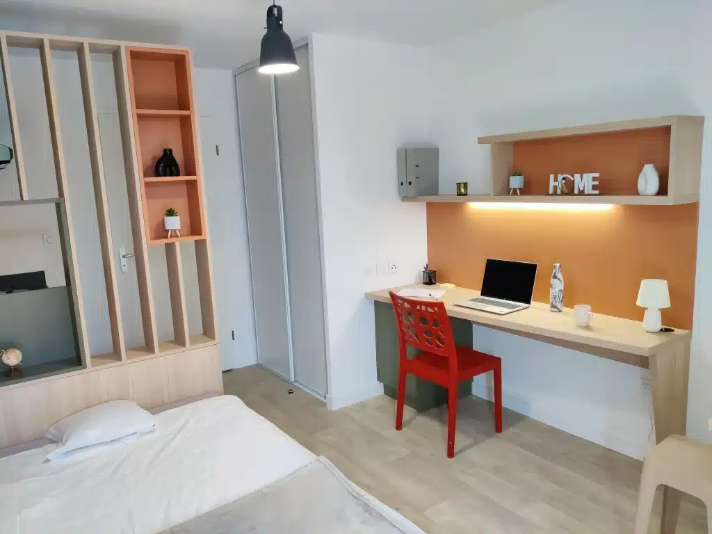 Pièce de vie studio de la résidence étudiante Amphithéâtre à Toulouse