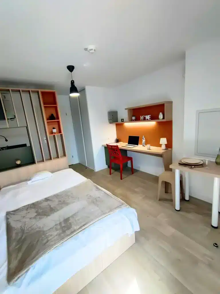 Pièce de vie studio de la résidence étudiante Amphithéâtre à Toulouse