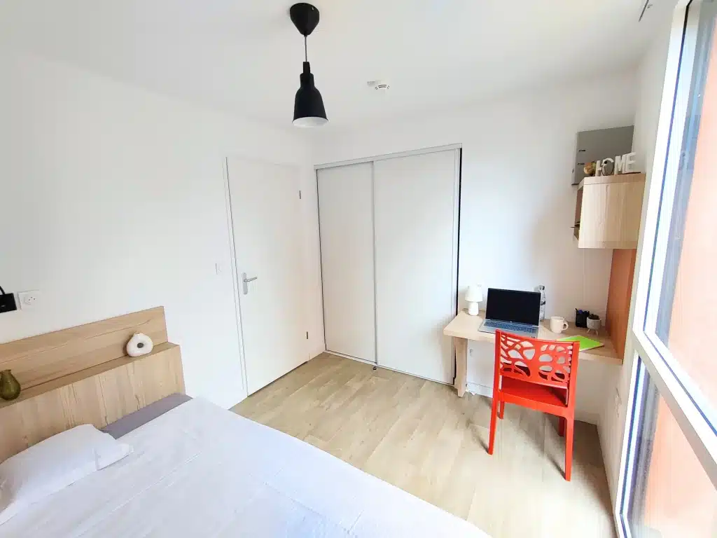 Chambre appartement T3 de la résidence étudiante Amphithéâtre à Toulouse