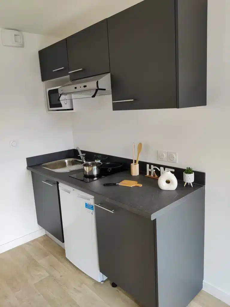 Cuisine appartement T3 de la résidence étudiante Amphithéâtre à Toulouse