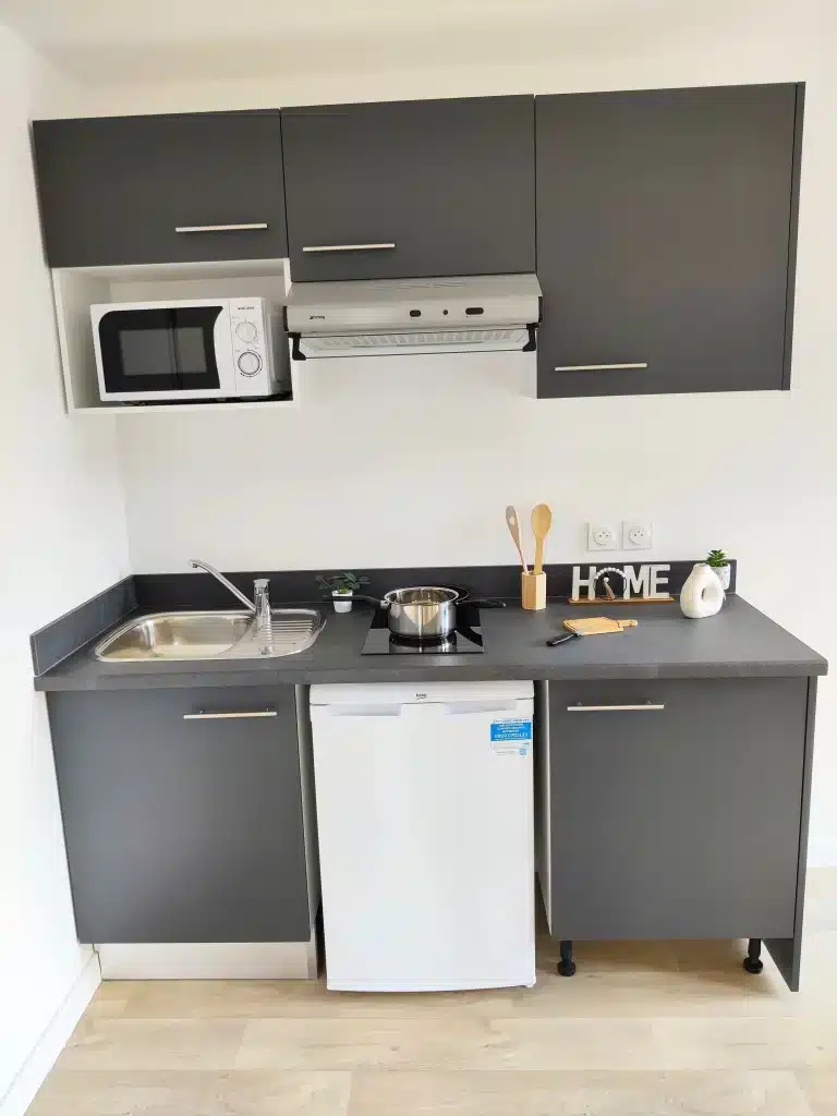 Cuisine appartement T3 de la résidence étudiante Amphithéâtre à Toulouse