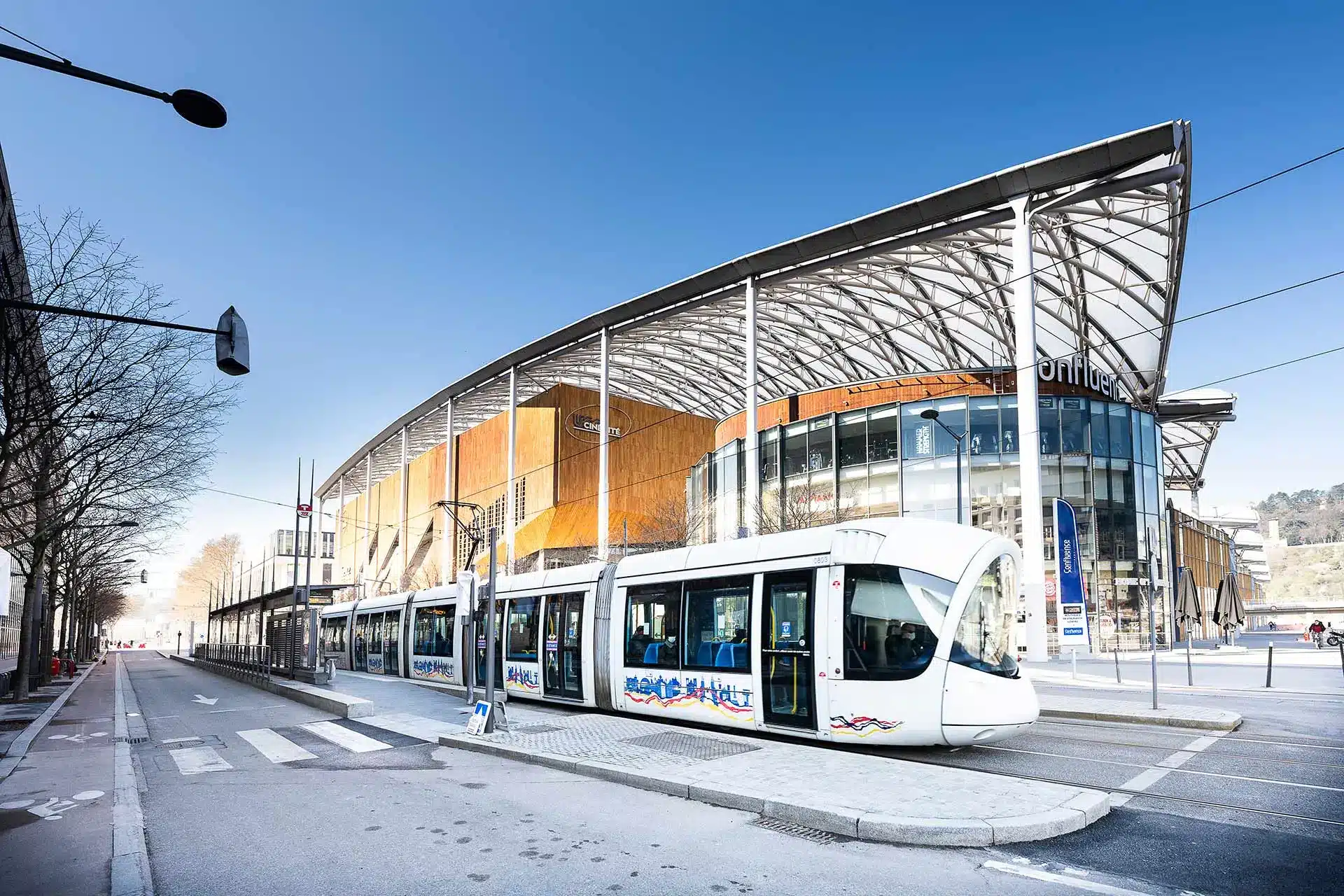 Lyon Transport En Commun Tramway