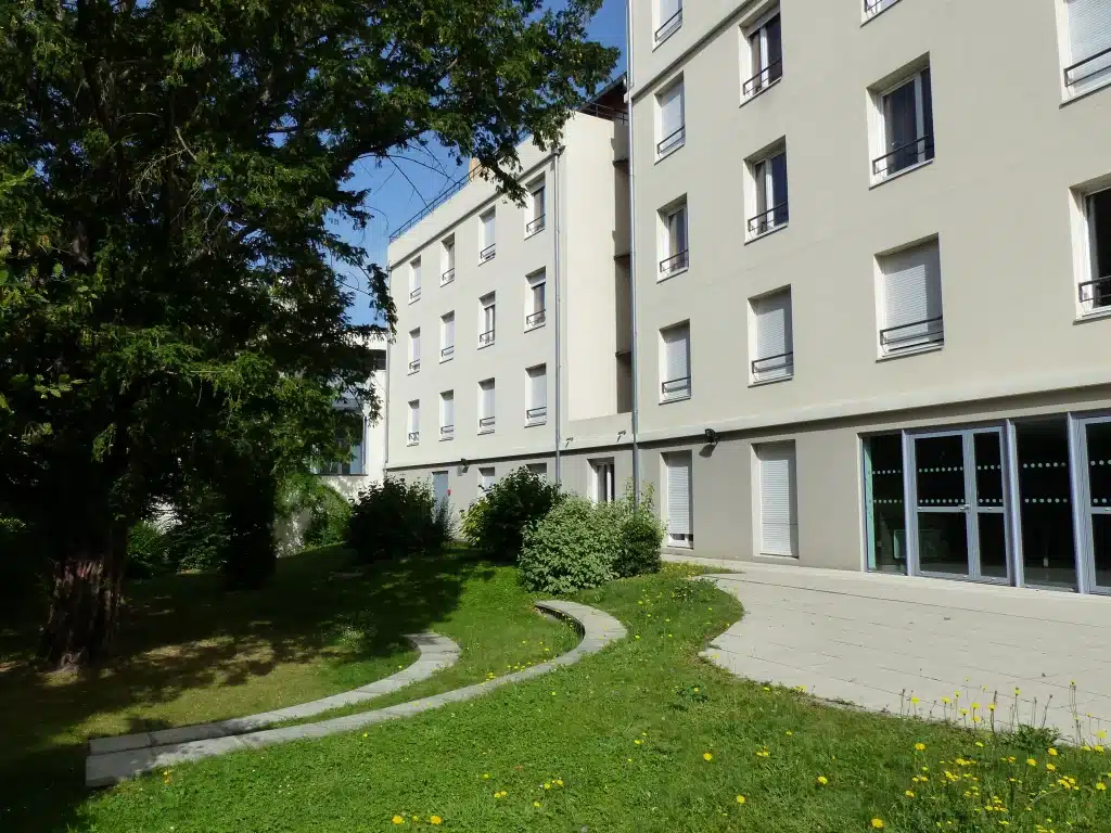 Résidence étudiante Villeurbanne Univers Studio, jardin extérieur