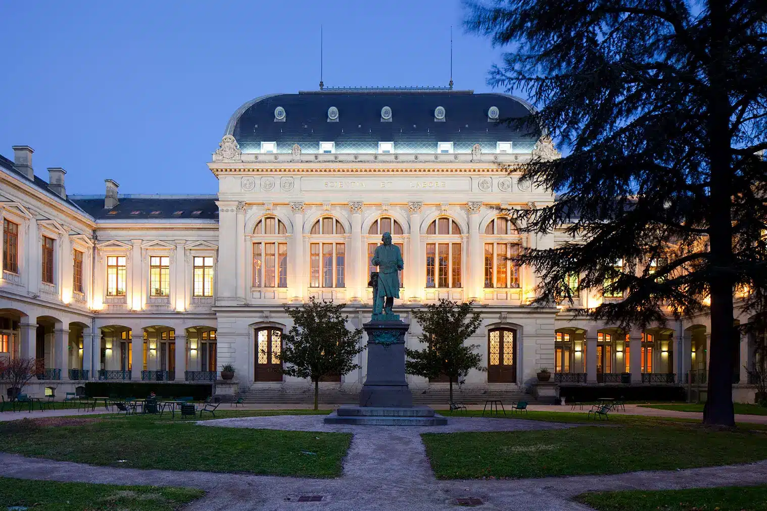 Université Lyon 2 à Lyon